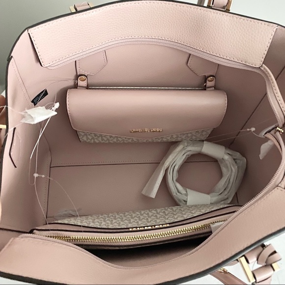 Michael Kors Blossom Pink Kimberly 3 in 1 tote set - Picture 2 of 3